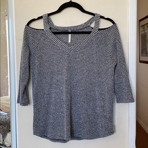 Women’s Off Shoulder 3/4 sleeve Top